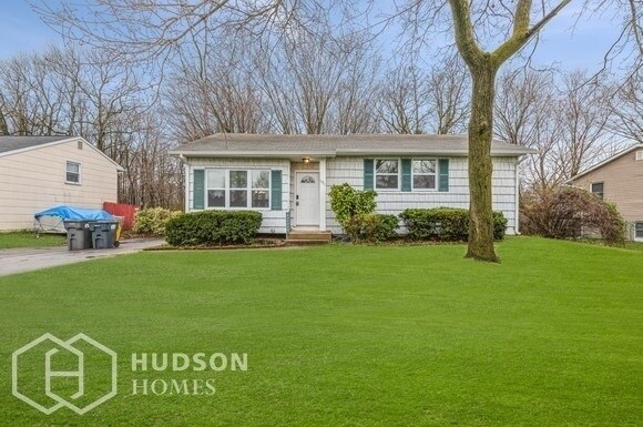 Primary Photo - 151 W Rutherford Dr