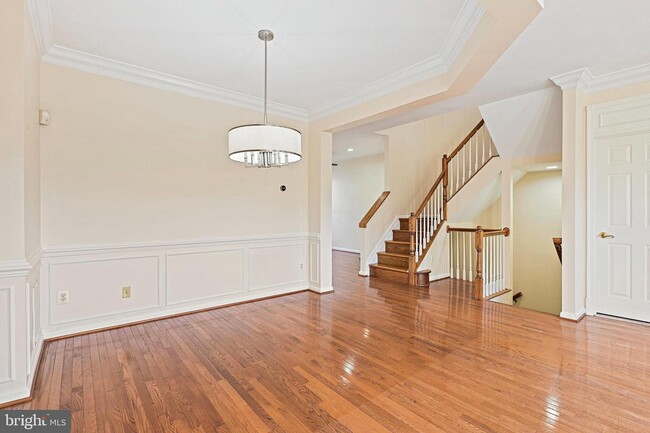 Building Photo - 2660 Logan Wood Dr