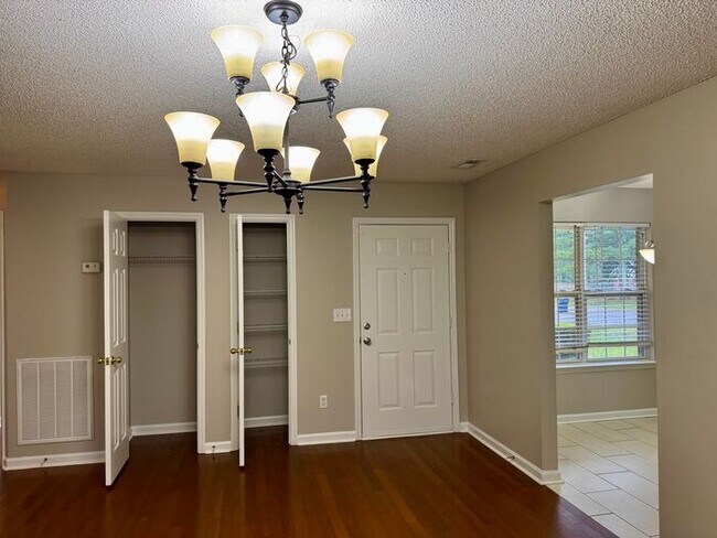 Foto del edificio - Great Harvest Home for rent