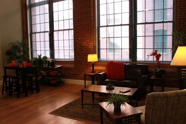 Foto del edificio - 300 Canal St