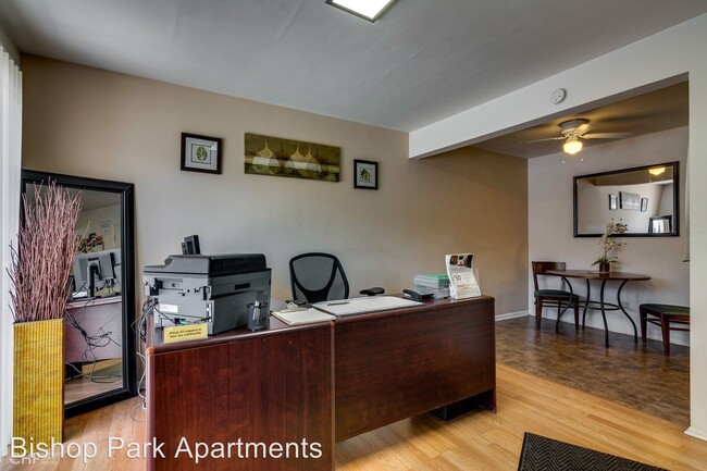 Building Photo - 1 br, 1 bath Apartment - 1437 W. 123rd Street