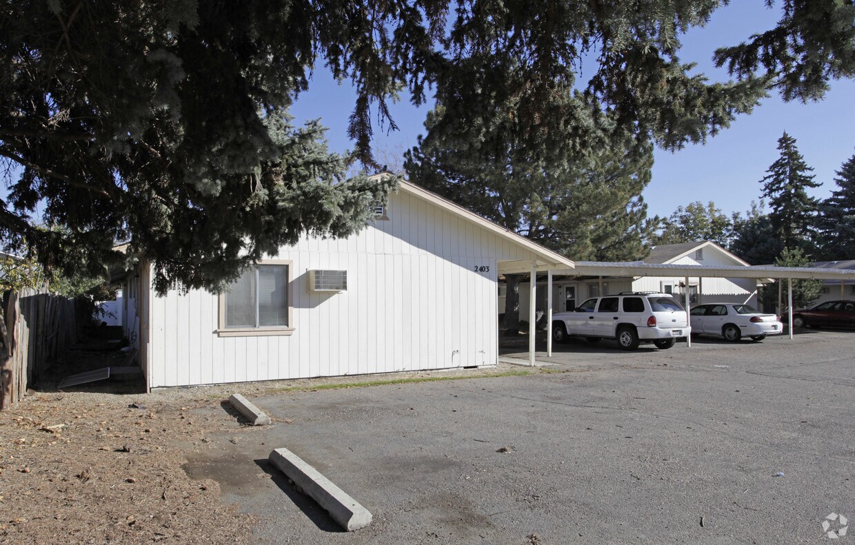 Foto del edificio - 2403-2409 S Kimball Ave