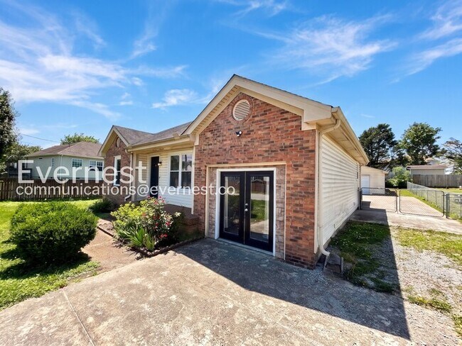 Building Photo - 1540 Stone Hill Rd
