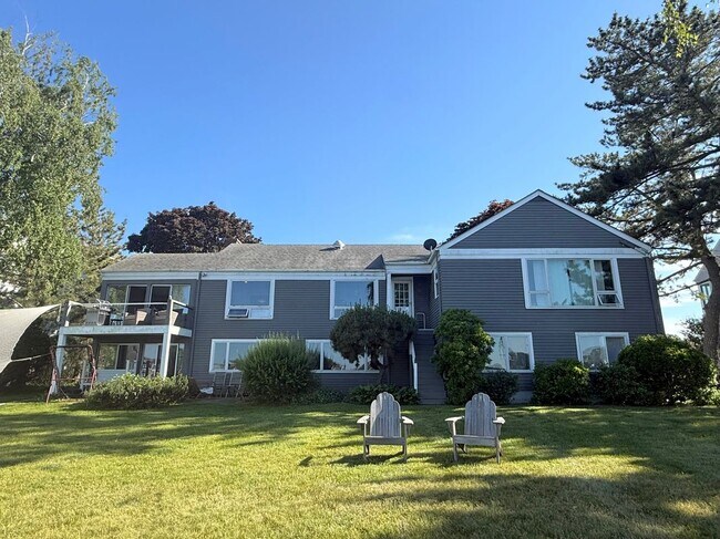 Building Photo - 28 Surf Rd