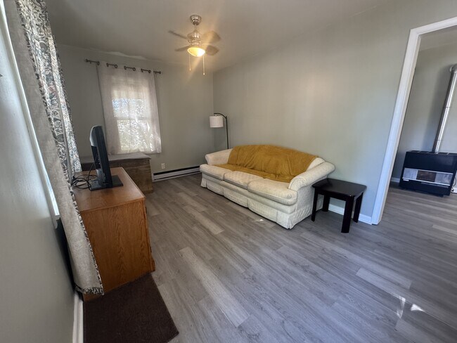 Foto del edificio - 634 4th Ave N