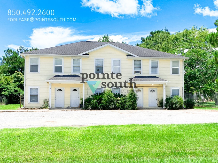 114 S Elm St, Foley, AL 36535 Townhome Rentals in Foley AL