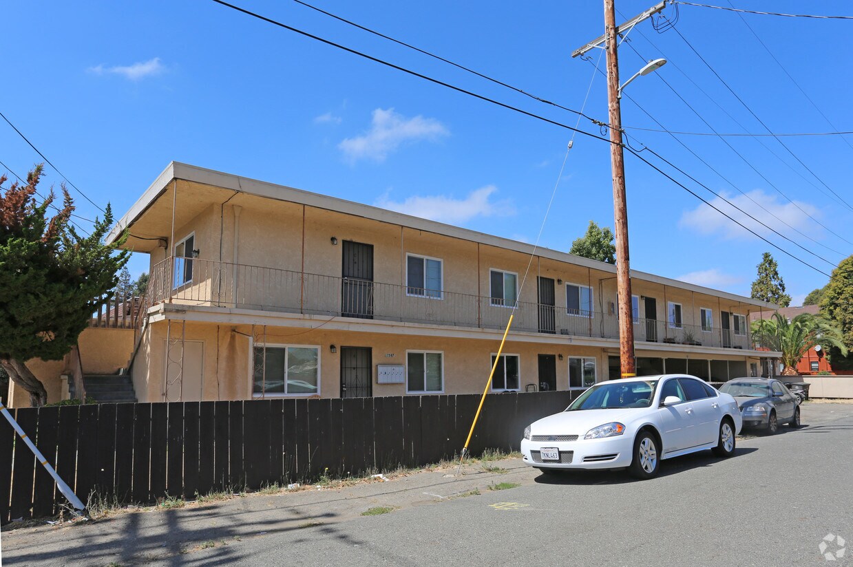 Building Photo - 22597 7th St