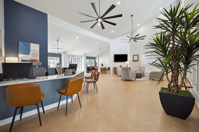 Building Photo - Elevate at Huebner Grove