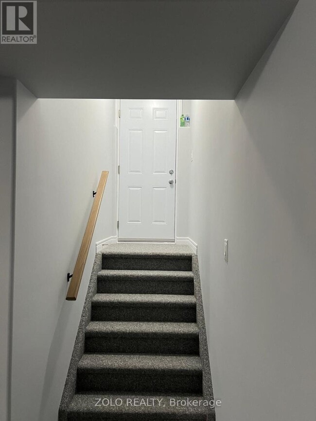 Building Photo - 48 York Dr.