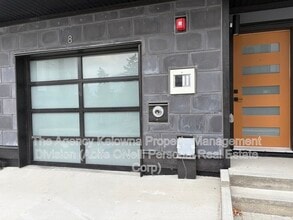 Building Photo - 1980 Upper Sundance Dr