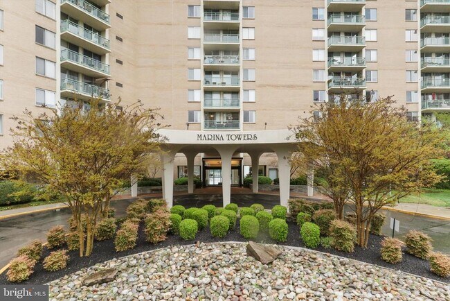 Foto del edificio - 501 Slaters Ln