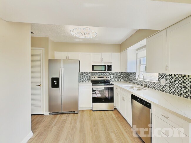 Foto del edificio - 6387 Otis Rd