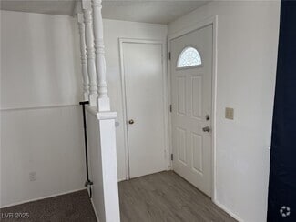 Building Photo - 4361 Laute Dr