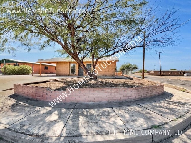 Building Photo - 5102 Fremont Ave
