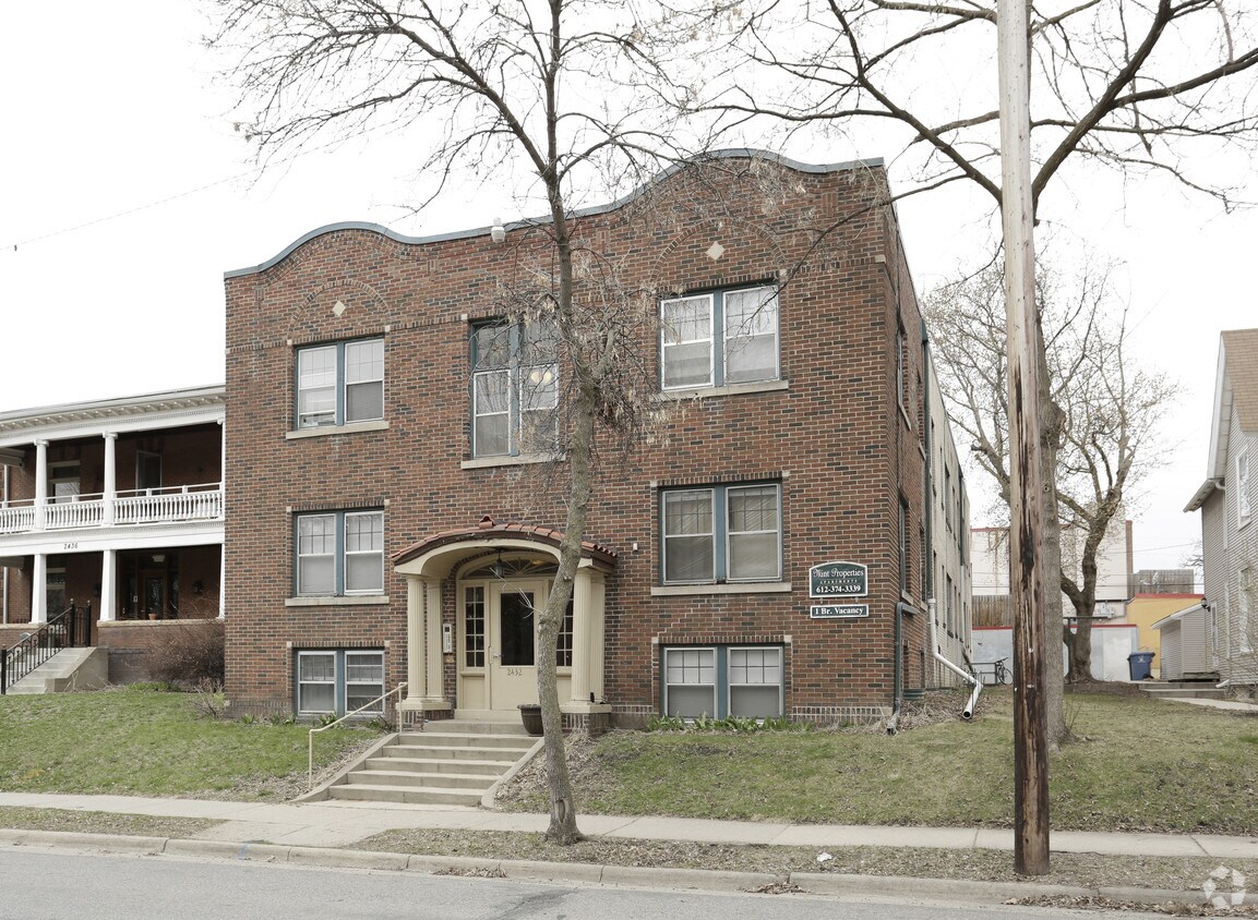 Building Photo - 2432 1st Ave