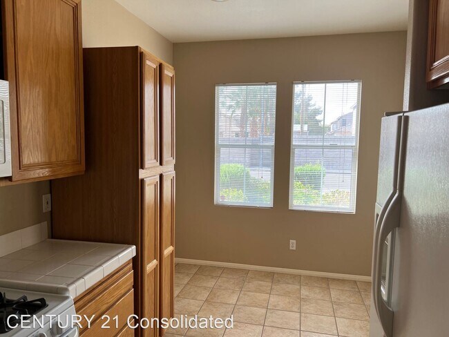 Foto del edificio - 2 br, 2.5 bath House - 736 Canfield Point ...