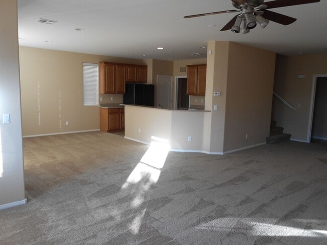 Building Photo - 8339 Waylon Ave
