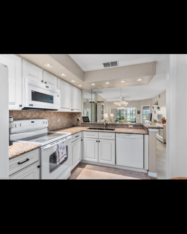 Foto del edificio - 13641 Worthington Way