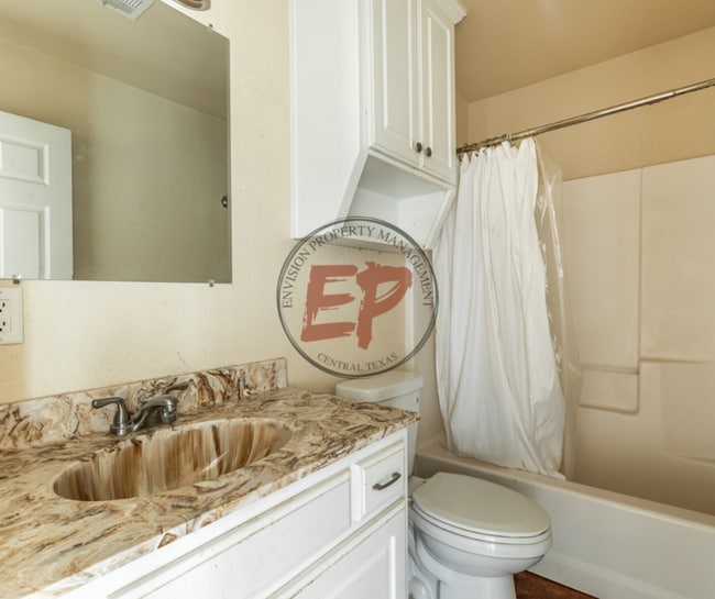 Foto del edificio - 2826 Jerry Mashek Dr