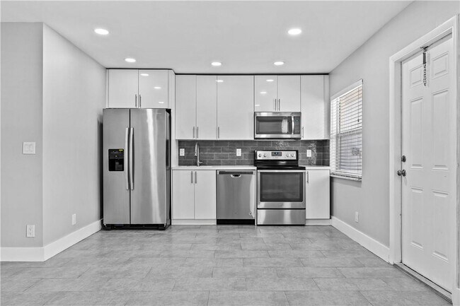 Foto del edificio - 1470 N Dixie Hwy