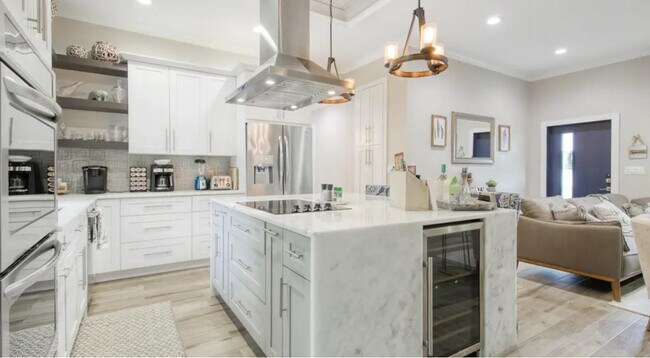 Foto del edificio - 1573 SE 5th Ct