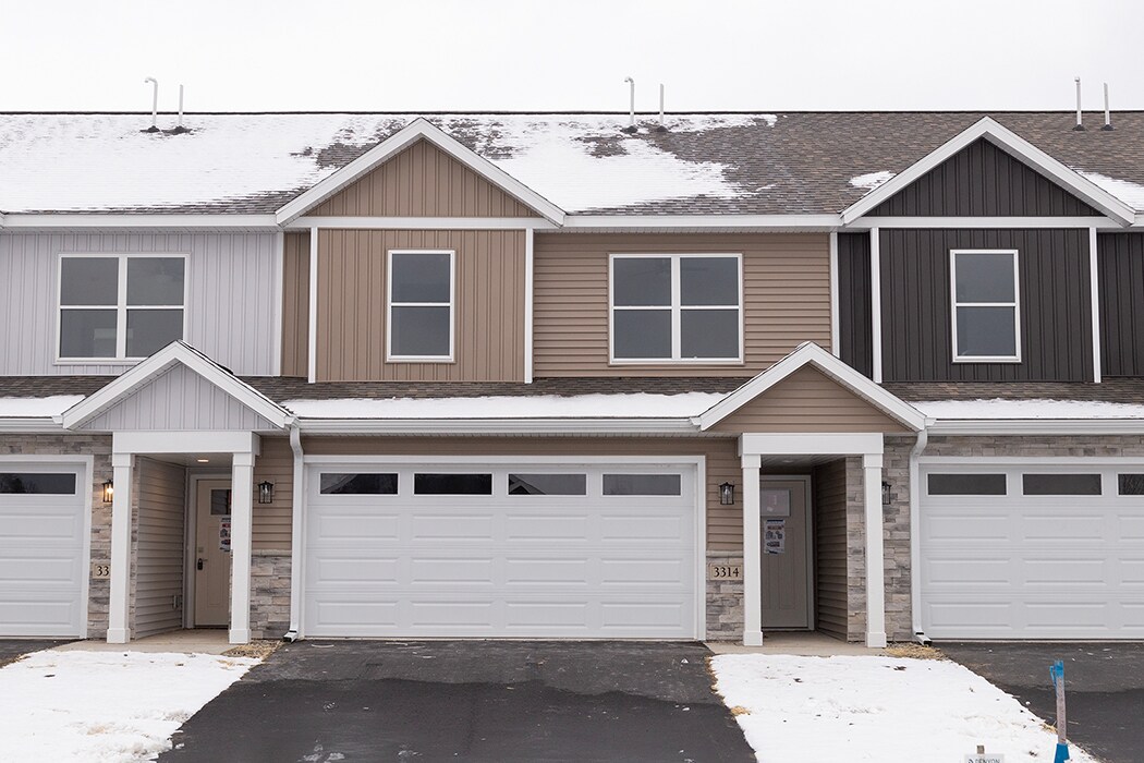 3314 Green Pastures Ln, Weston, WI 54476 Townhome Rentals in Weston