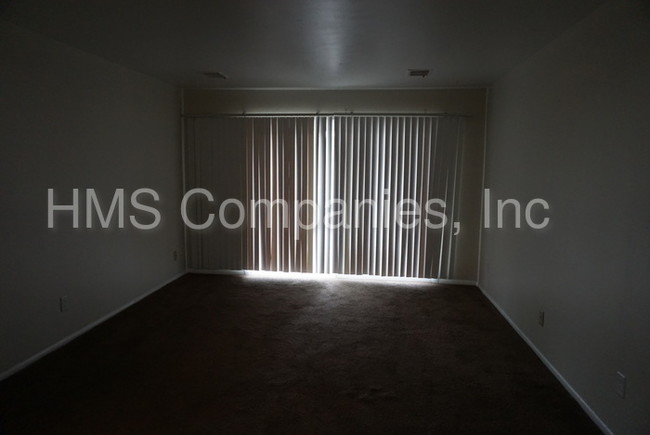 Foto del edificio - 750 Pleasant Ave