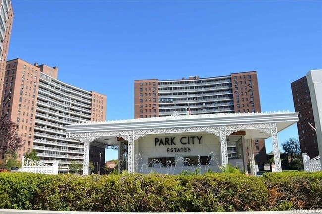 Photo - 61-15 98th St Apartment