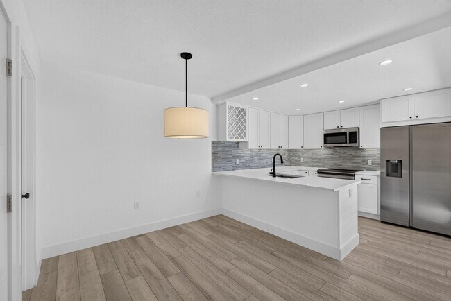 Building Photo - 2101 21st Way