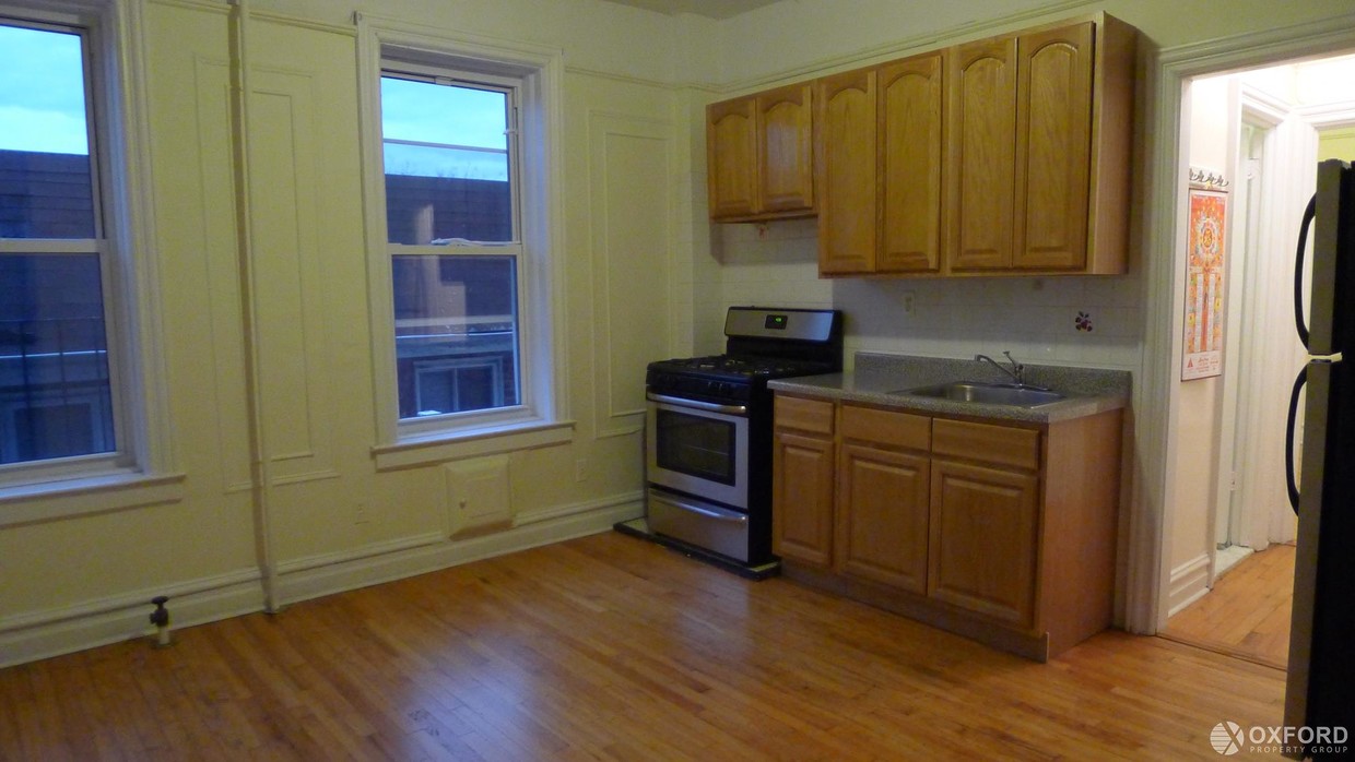 Primary Photo - 48-53 45th Street
