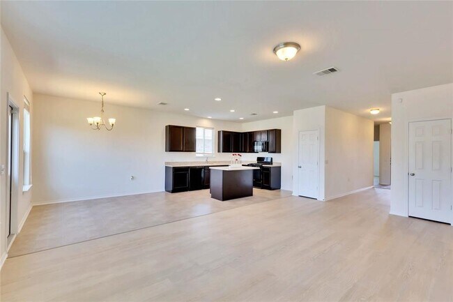 Building Photo - 7112 Longford Trail