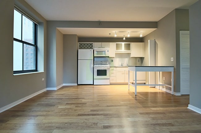 Photo - 172 W Randolph St Apartment