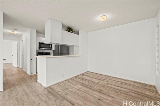 Foto del edificio - 91-284-284 Hanapouli Cir