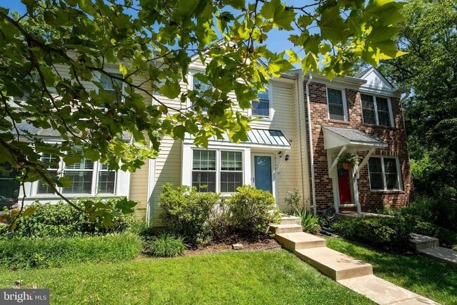 Foto del edificio - 18246 Fox Chase Cir