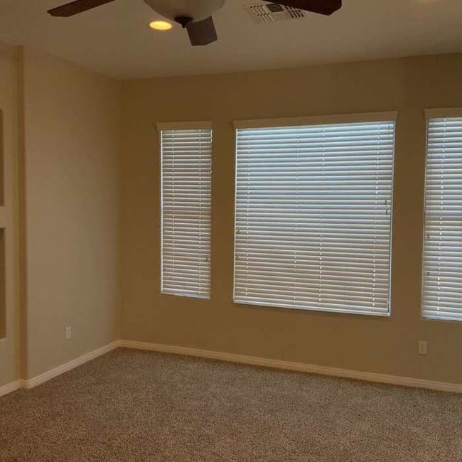 Building Photo - 3131 E Legacy Dr