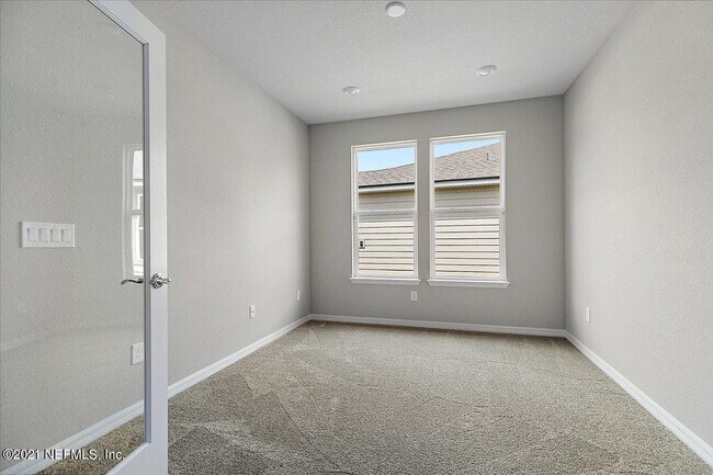 Foto del edificio - 115 Havencrest Ave