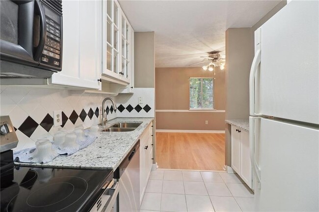 Foto del edificio - 2398 Lawrenceville Hwy