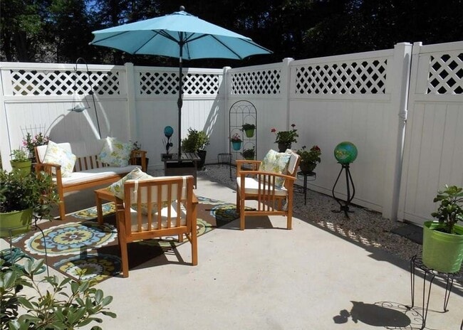 Building Photo - 110 Barnhardt Loop