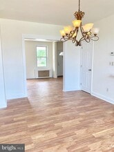 Building Photo - 3542 Lyndale Ave