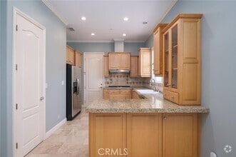Building Photo - 1711 Rockefeller Ln