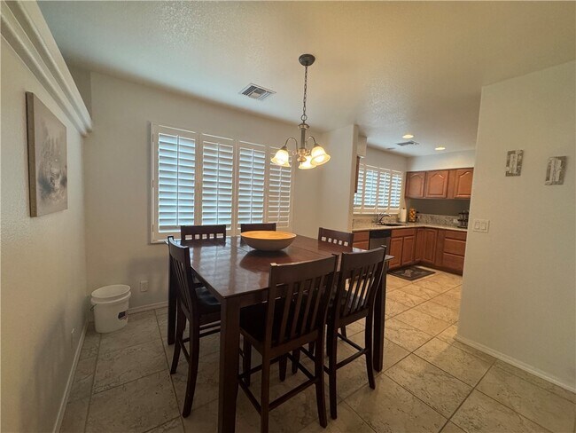 Foto del edificio - 726 Riverfront Dr