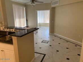 Building Photo - 1701 E Colter St