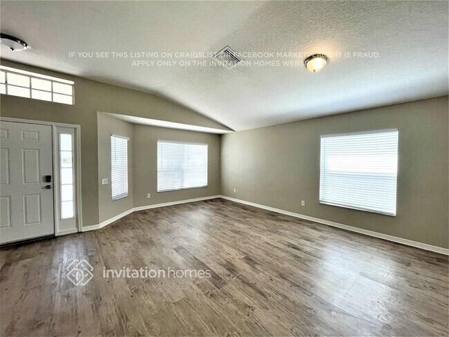 Building Photo - 11628 Tropical Isle Ln