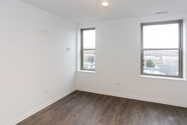Foto del edificio - 940 W Winona St