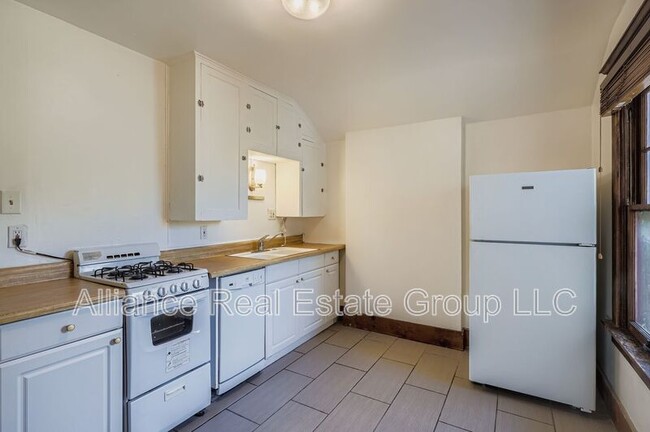 Foto del edificio - 3020 Lowell Blvd