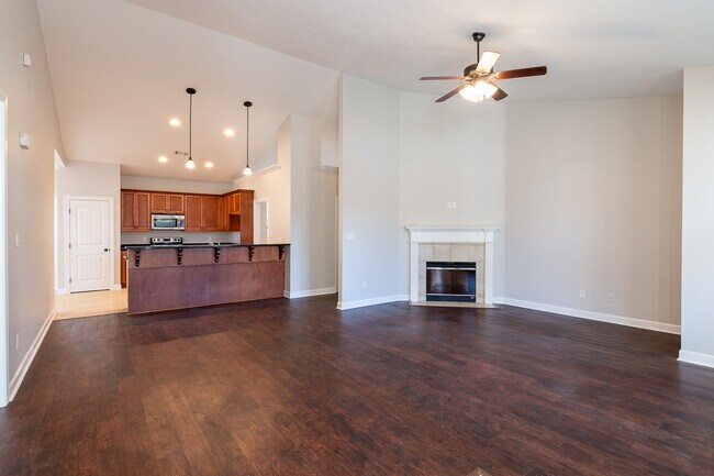 Foto del edificio - 1204 Stone Meadows Ct