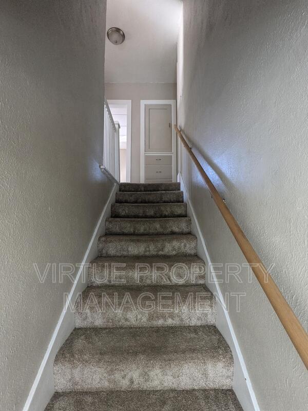 Building Photo - 402 2nd Ave