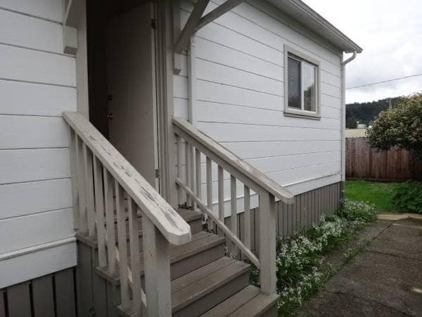 Building Photo - 1554 H St