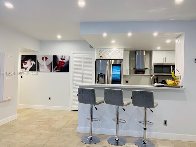 Foto del edificio - 900 SW 84th Ave