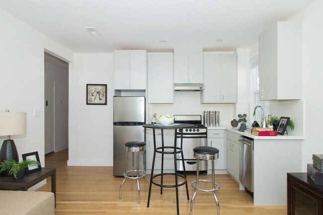 Building Photo - 2828 Geary Blvd